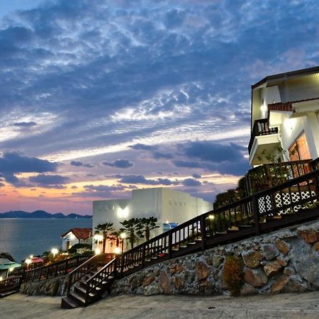 Namhae Bluemare Pension Exterior foto