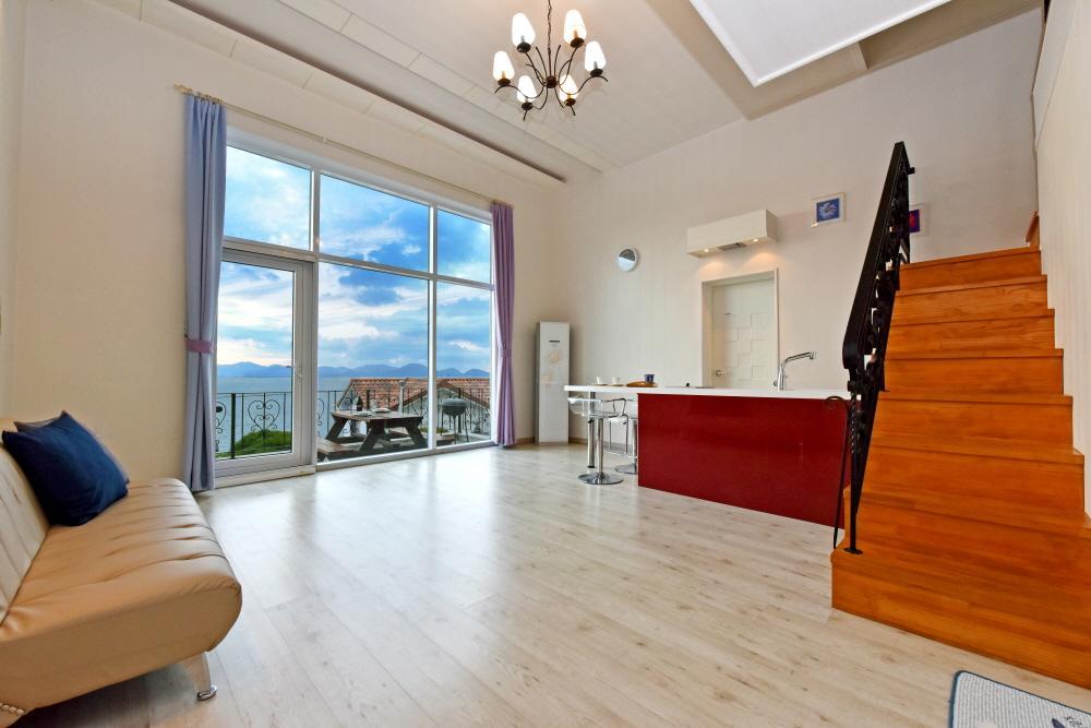 Namhae Bluemare Pension Exterior foto